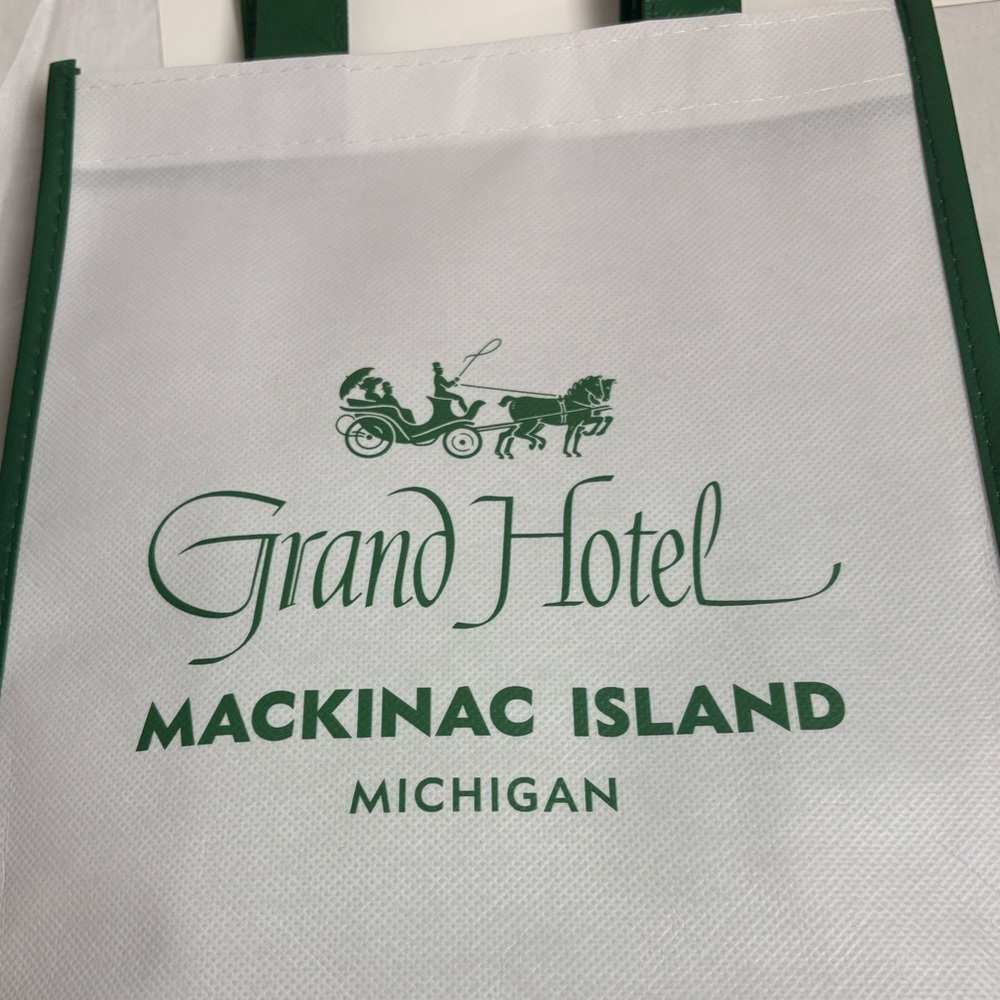 Grand Hotel Tote Bag Mackinac Island - Picture 5 of 10